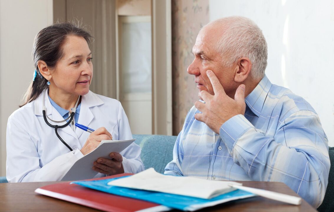 Doctors consulting with prostatitis